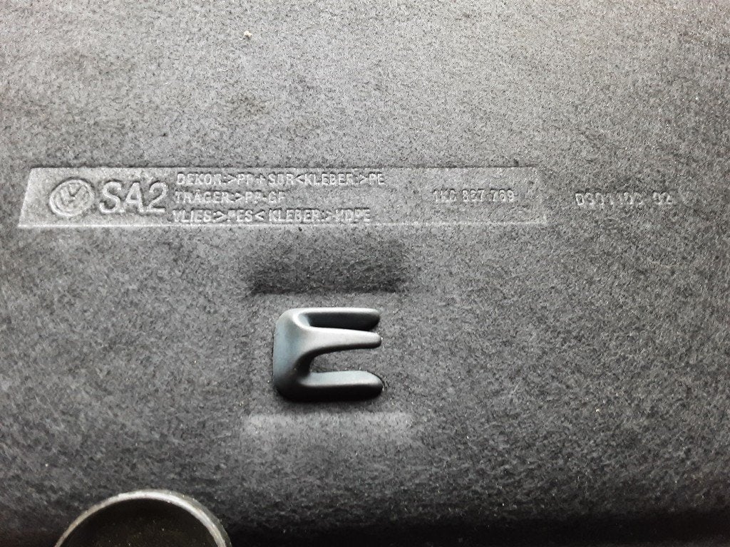 PLAGE ARRIERE Volkswagen Golf V (1K1) (1K6867769), Volkswagen, Mevr. I. Hauben, Utilisé, Rue de l'Espoir 34 34
4030  GRIVEGNÉE, BE