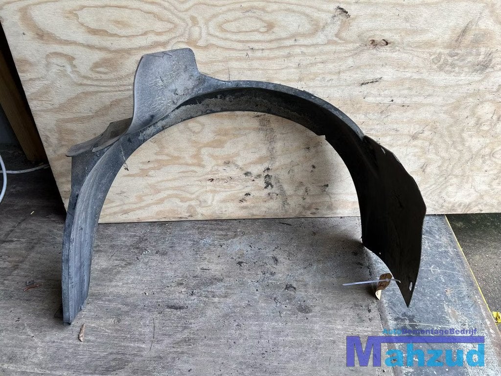 PEUGEOT 306 links voor modderkuip wielkuip 1993-2003, Taurusavenue 1
2132 LS  Hoofddorp, NL, Contact.group@renault.com, Stellantis N.V.