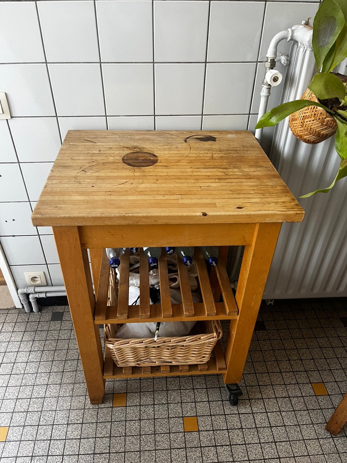 Keukentafeltje, Huis en Inrichting, Tafels | Sidetables, Ophalen, Zo goed als nieuw