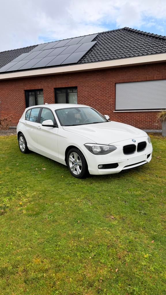 BMW 116d*zo mee te nemen*, Auto's, Euro 5, Zwart, 1600 cc, Wit