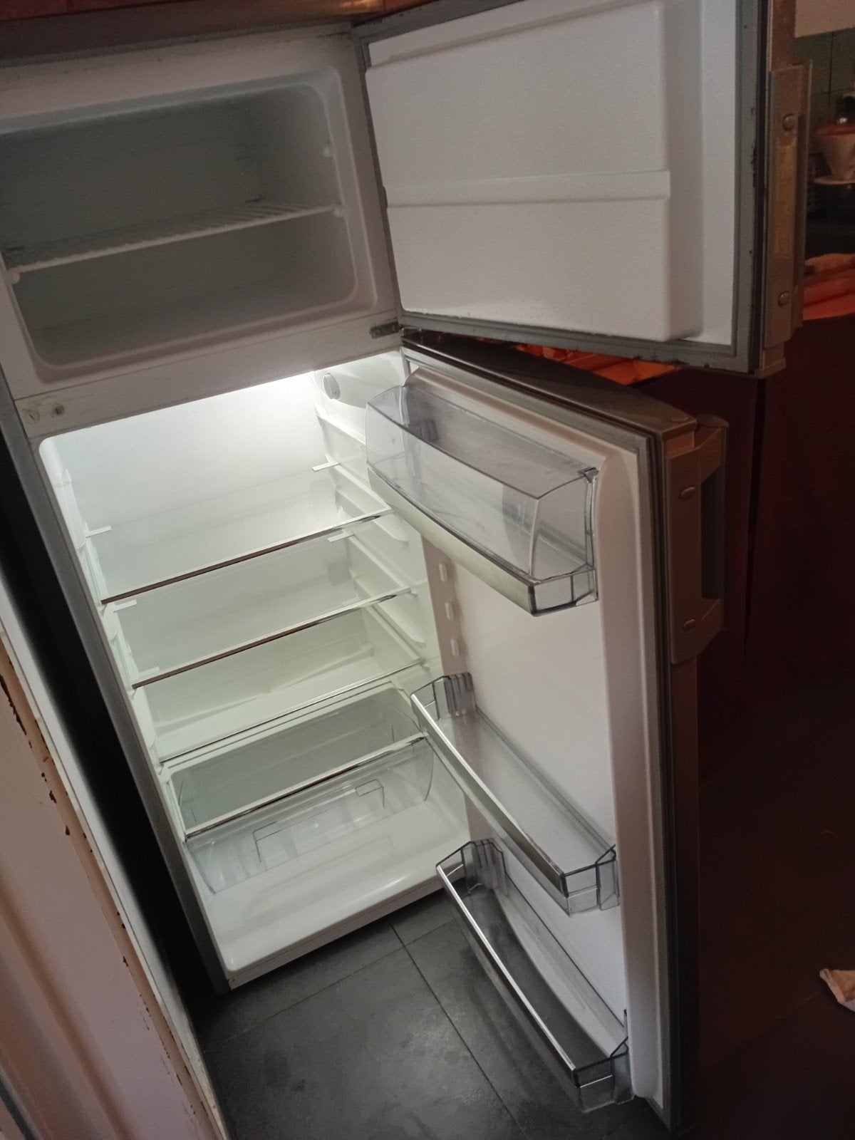 Frigo avec congélateur, Electroménager, 120 à 140 cm, Avec compartiment congélateur, Enlèvement, Utilisé