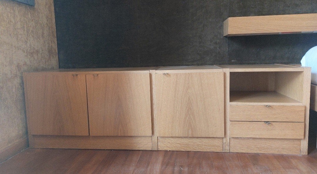 lage commode voor slaapkamer van Pauvers van denberghe, Ophalen