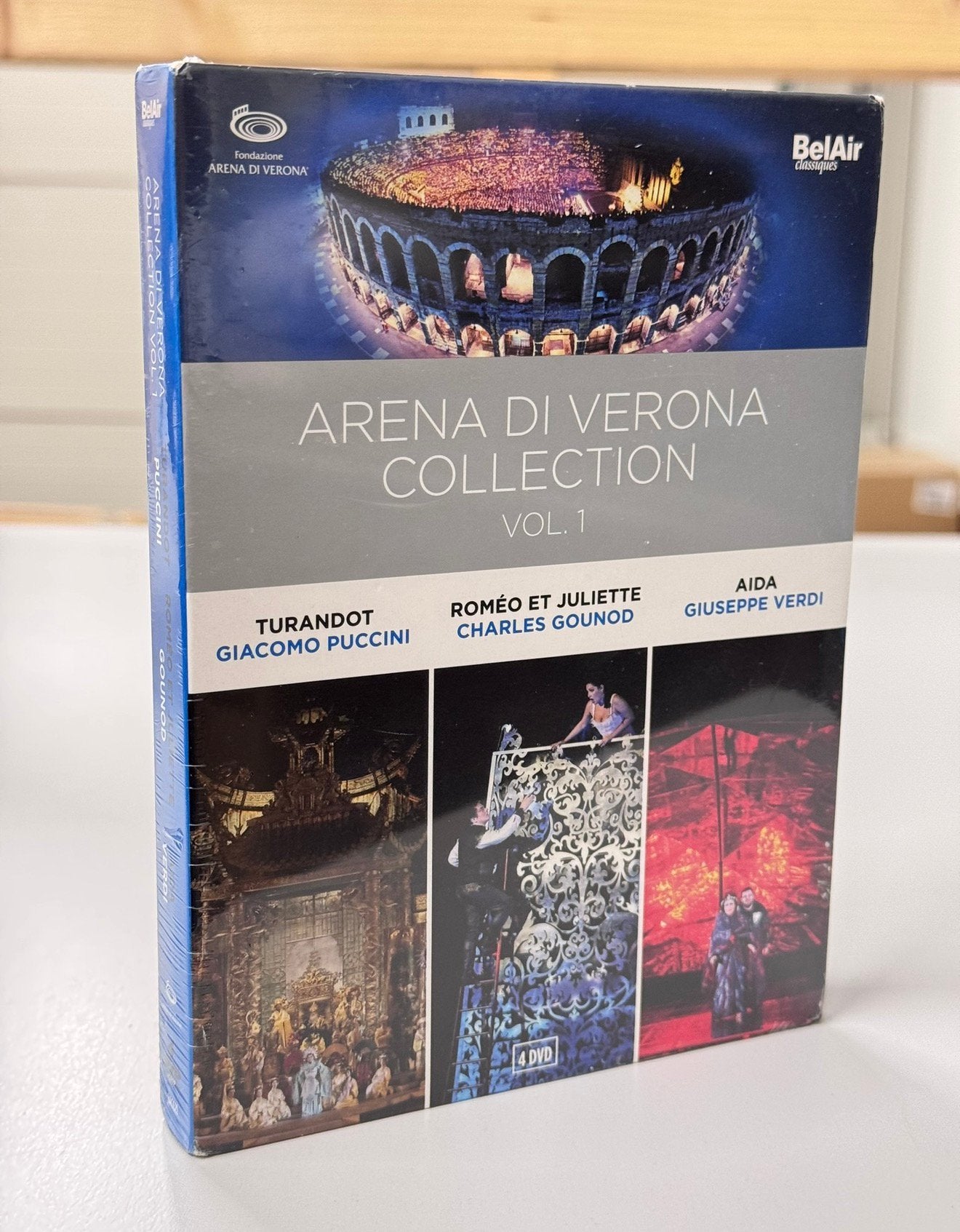 Collection Arena Di Verona Vol 1 - coffret de 4 DVD NOUVEAU, CD & DVD, Enlèvement ou Envoi, Neuf, dans son emballage