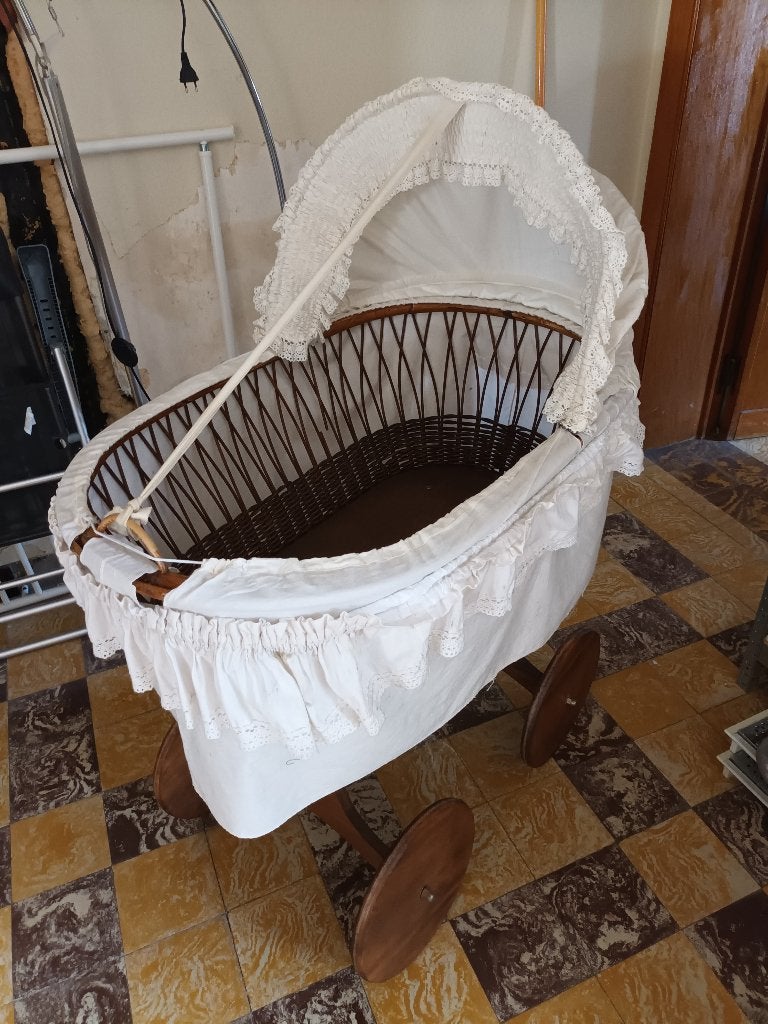 houten wieg, Kinderen en Baby's, Ophalen, Gebruikt, Wieg