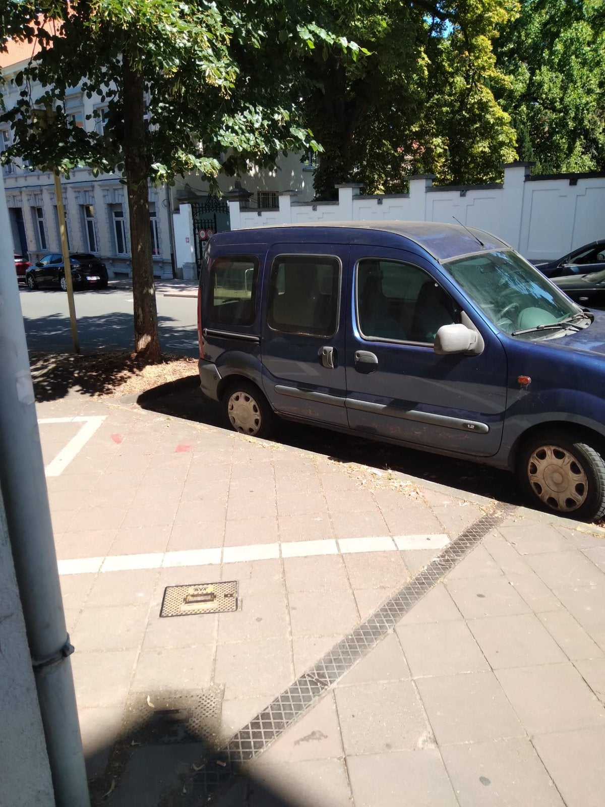 Véhicules  essence a  vendre annee 2000, Auto's, Renault, Stof, Blauw, Handgeschakeld, 5 deurs