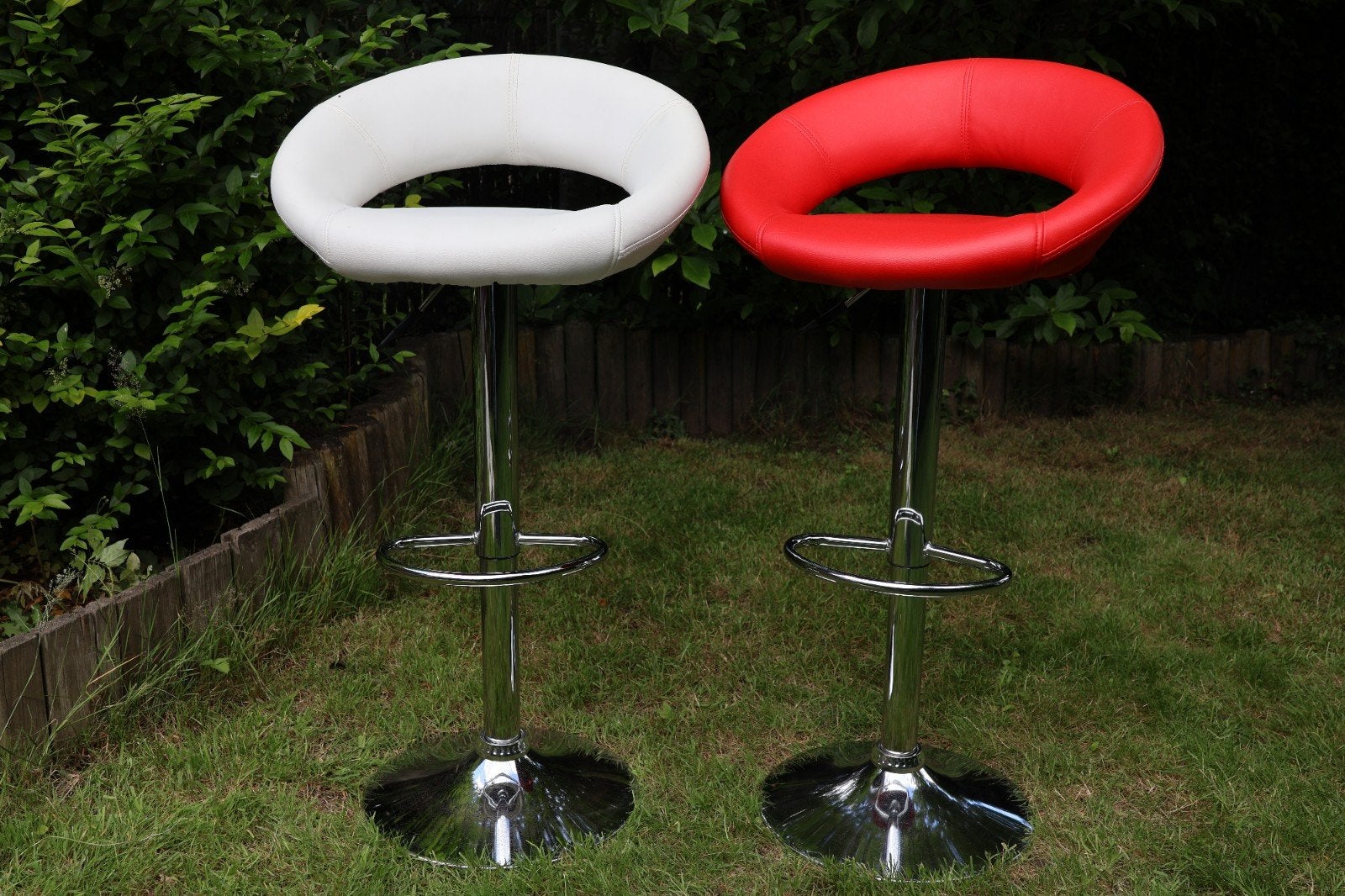 Leuke set barstoelen, Huis en Inrichting, Barkrukken, Ophalen