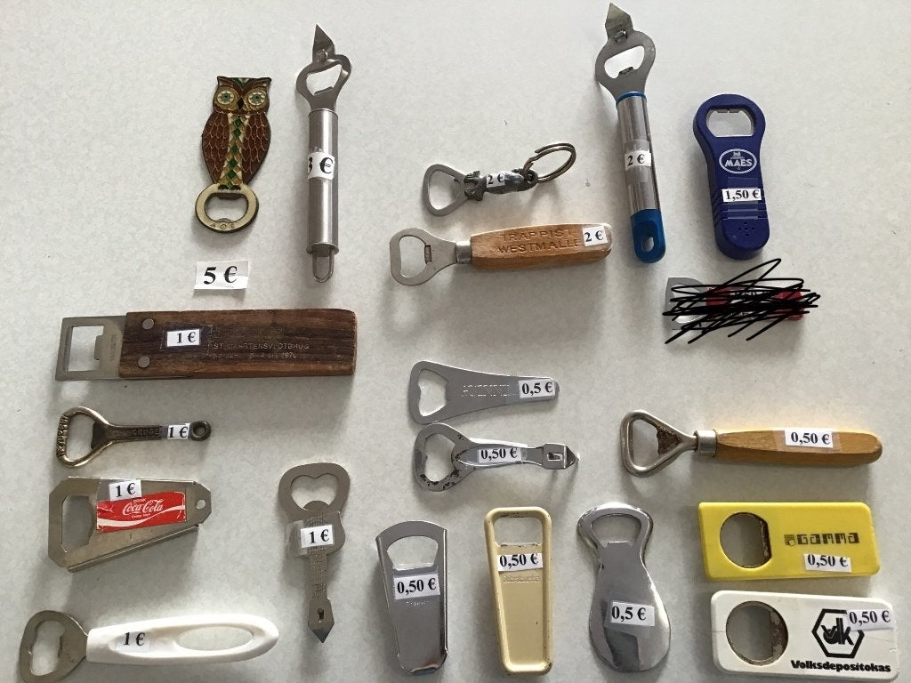 20 tal diverse aftrekkers of flesopeners, Ophalen of Verzenden, Zo goed als nieuw