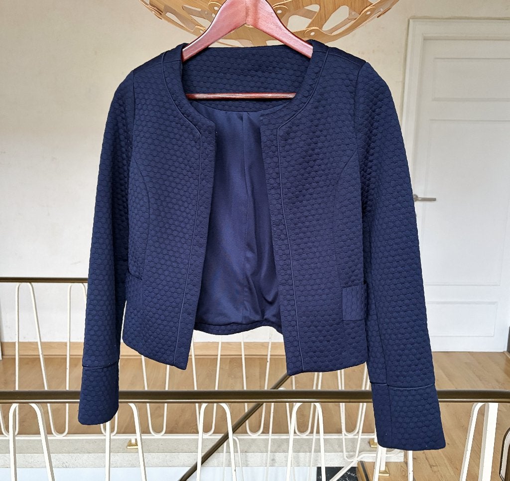 Elegant open vestje K-Design met reliëf, maatje S, K-design, Blauw, Ophalen of Verzenden, Jasje