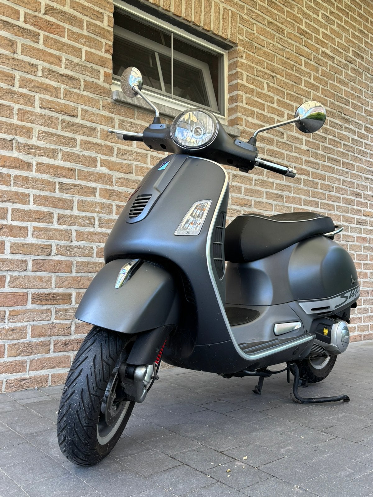 Vespa GTS 125 Super Mat Grijs (2012) – Lage km-stand, Vélos & Vélomoteurs, Scooters | Vespa, Comme neuf, Enlèvement
