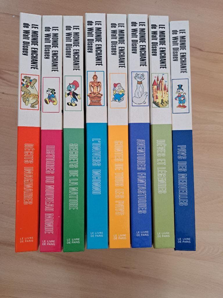 Collection "Le monde enchanté de Walt Dinsey" vintage, Ophalen, Gelezen, Disney