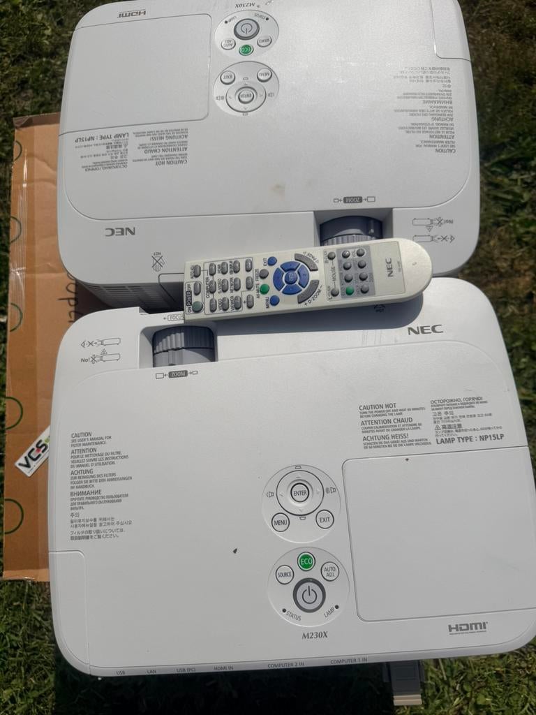 Te koop beamer NEC M230x, Enlèvement ou Envoi, Comme neuf