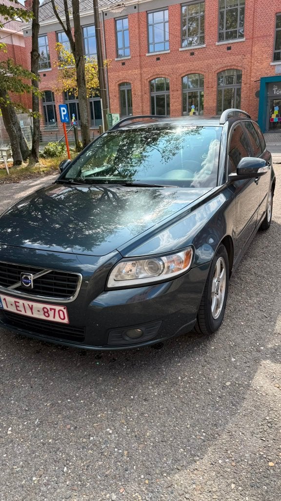 Volvo V50 1.6d [MET CARPLAY!], Auto's, Volvo, Voorwielaandrijving, Euro 5, Lederen bekleding, Zwart