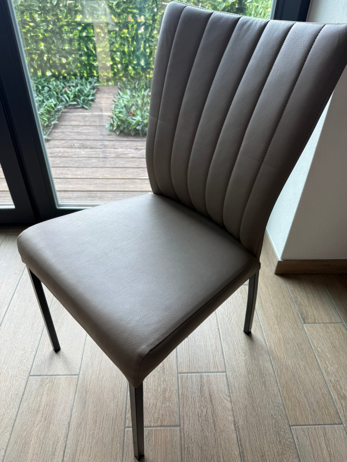 2 x chaises en cuir brun en parfait état, Maison & Meubles, Chaises, Neuf, Enlèvement, Cuir, Deux