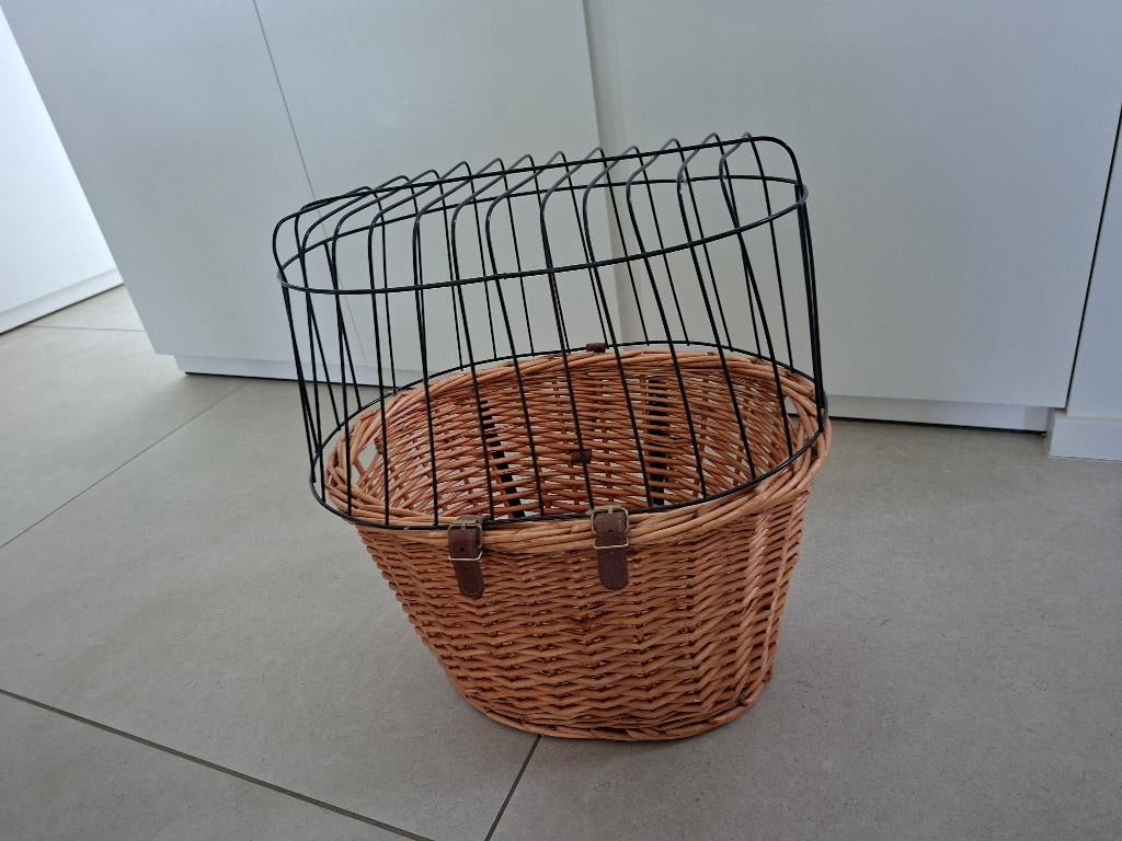 Fietsmand voor kat of hond, Ophalen, Gebruikt