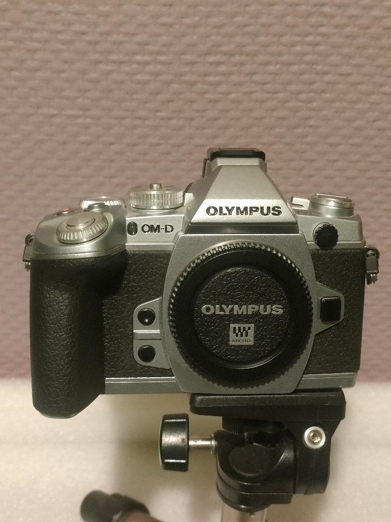 Olympus OM-D E-M1 Mk1, Câble USB, Comme neuf, Olympus, Appareil photo hybride