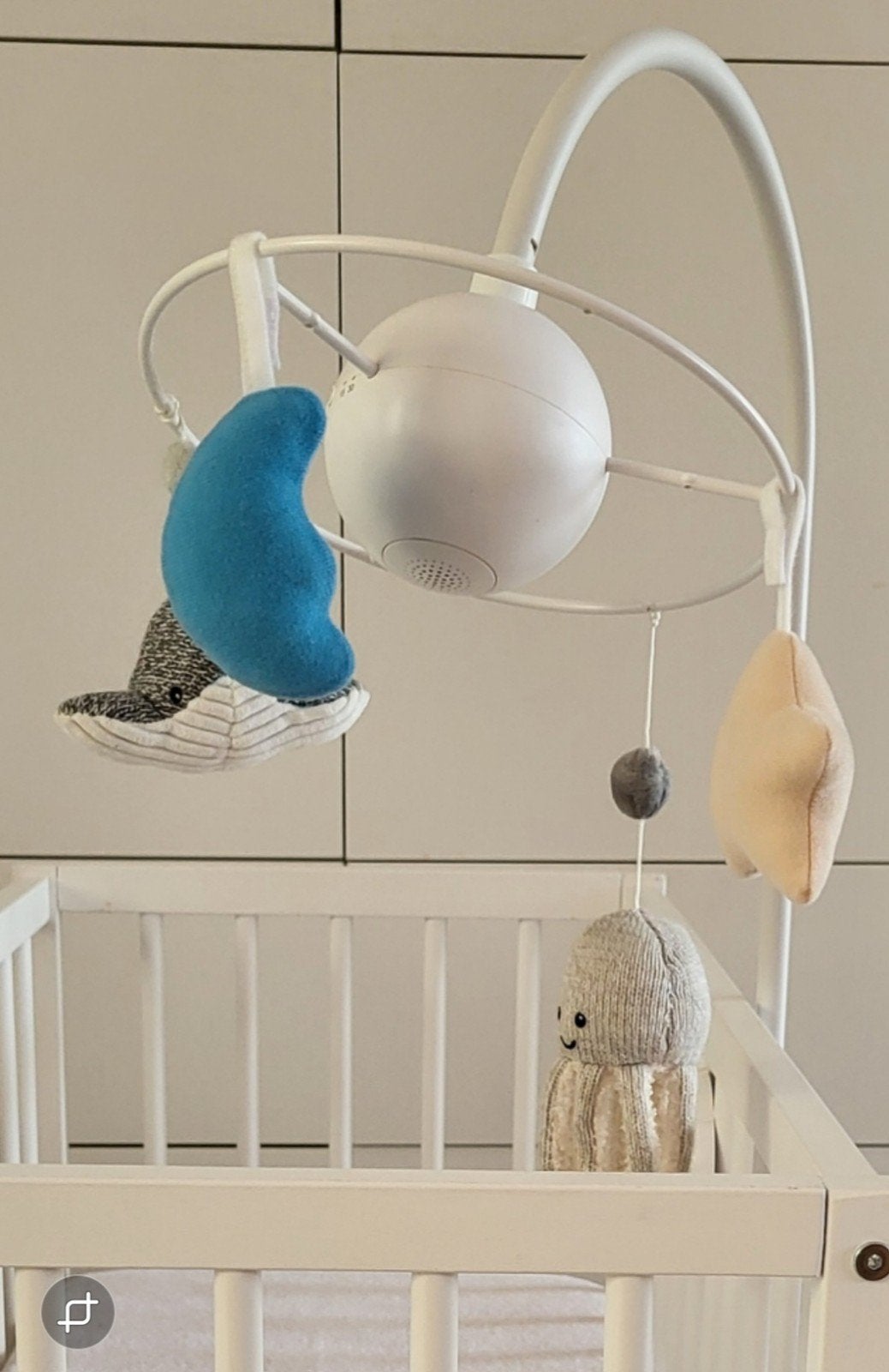 Mobile musical pour bébé, Enfants & Bébés, Enlèvement