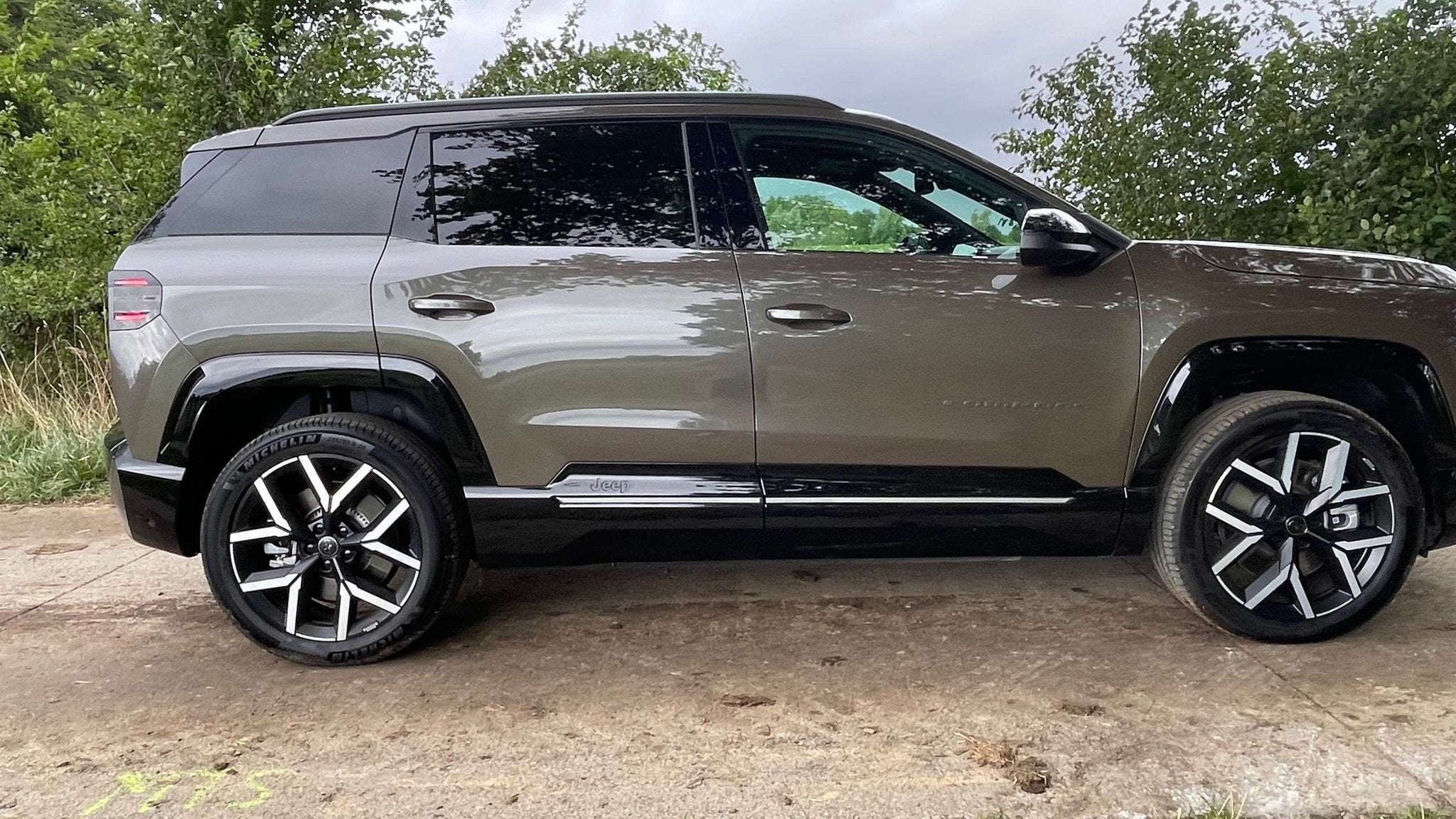 Jeep Compass e-Compass 74 kWh First Edition First Edition Fu, Cuir, Achat, 213 ch, Noir