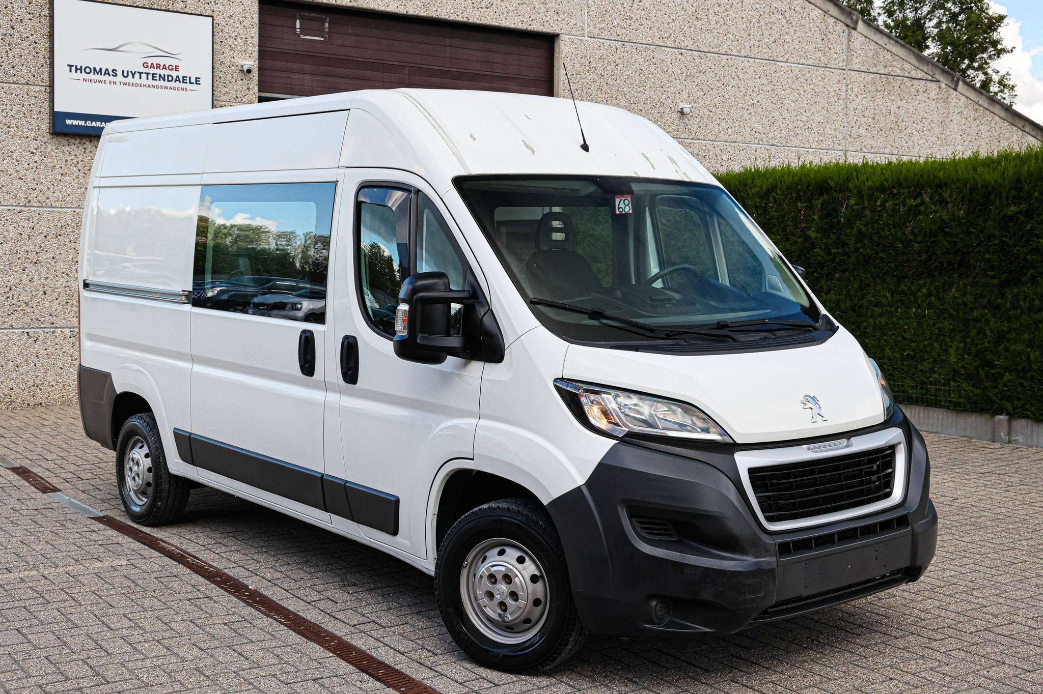 Peugeot Boxer 7-ZITPLAATSEN-LICHTE-VRACHT*L2/H2*BTW-WAGEN*TR, Auto's, Voorwielaandrijving, Euro 5, Gebruikt, Zwart