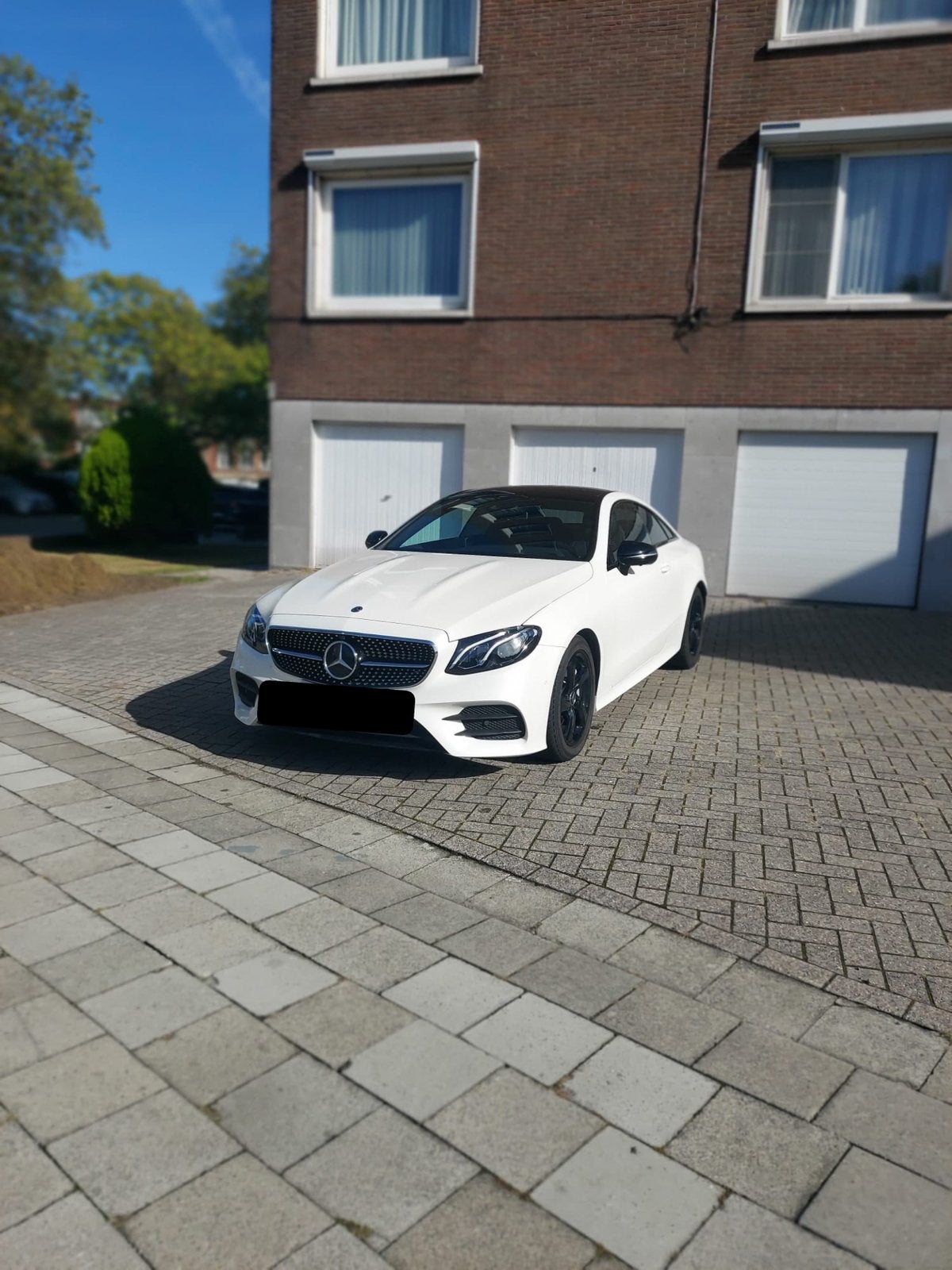 Mercedes E220 coupe AMG pack, Auto's, Automaat, Euro 6, Wit, Diesel