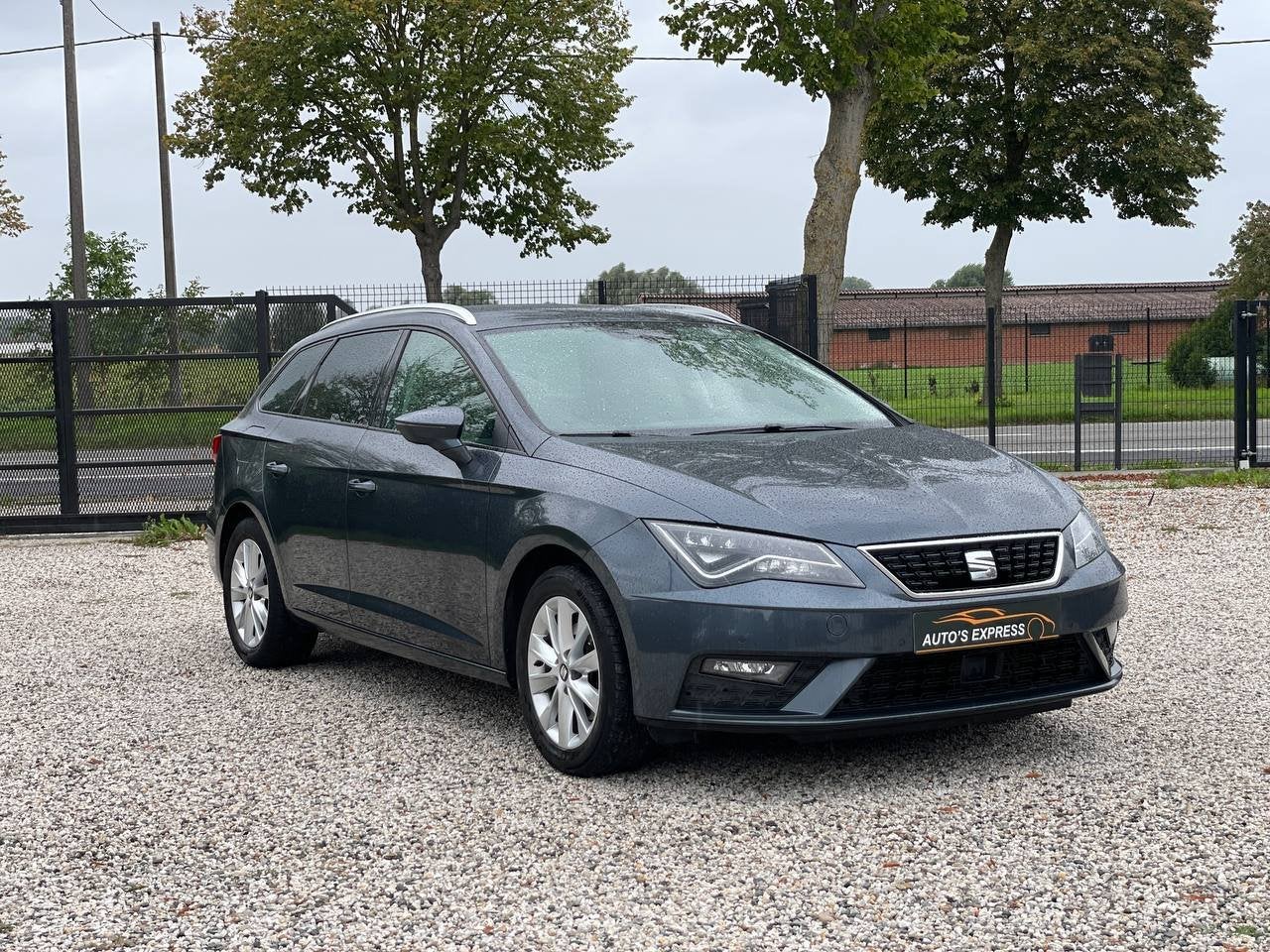 Seat Leon Sportourer St, 1374 kg, Euro 6, CNG (Aardgas), Leon