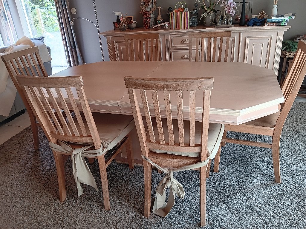 Gratis tafel  met 6 stoelen, Huis en Inrichting, Ophalen, Overige materialen, Gebruikt, 50 tot 100 cm