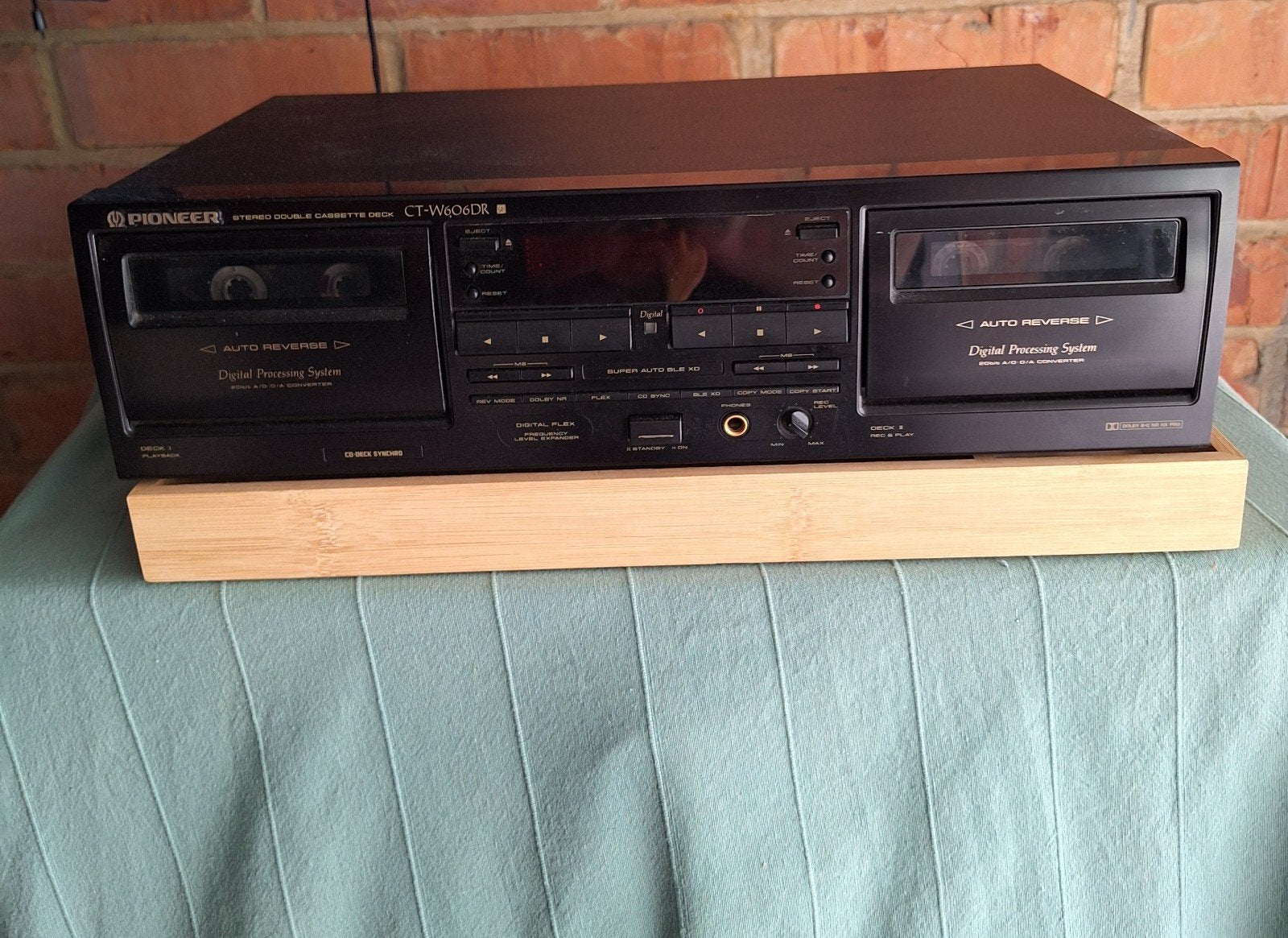 Lecteur de cassettes Pioneer !, Enlèvement