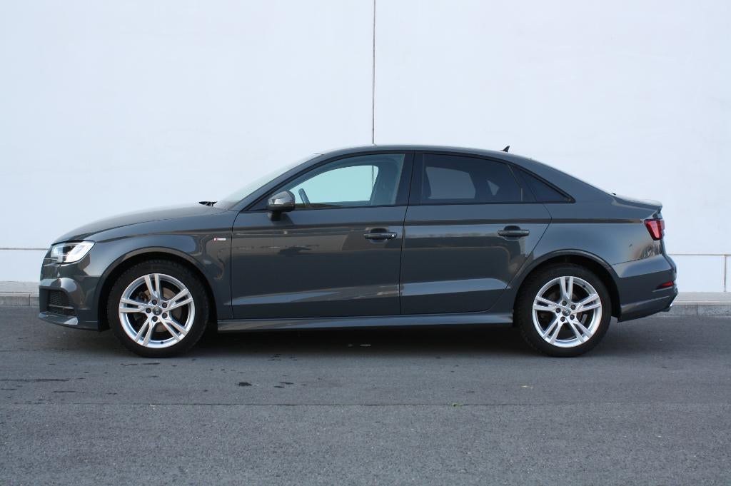 Audi A3 Limousine 35 TFSI S-Line | Carplay / Dynamic Lights, Auto's, Voorwielaandrijving, 4 deurs, 1498 cc, 4 cilinders