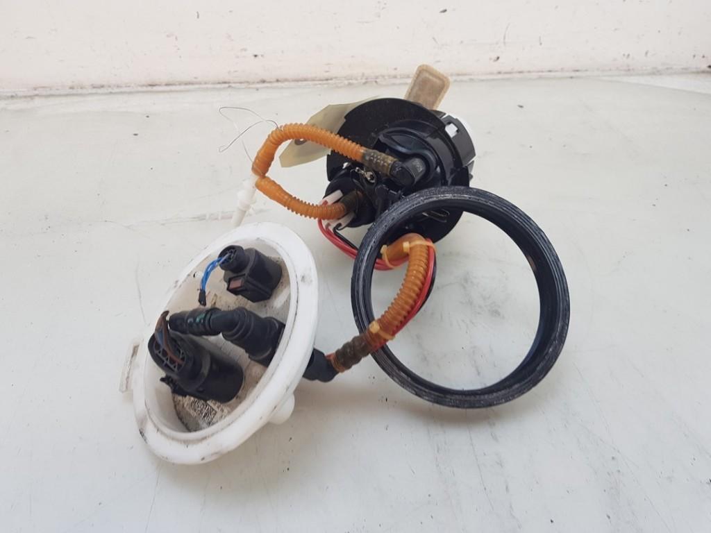 BRANDSTOFPOMP ELECT Audi A6 Avant (C8) (01-2018/-), Gebruikt, Audi