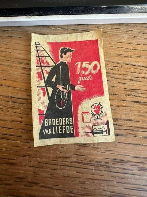 luciferdoos etiket broeders van Liefde 150 jaar, Verzamelen, Gebruikt, Ophalen of Verzenden, Broeders, Info@boredelefde.et