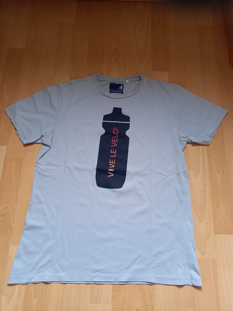 t-shirts vive le vélo, vélo tourist e.a, Ophalen