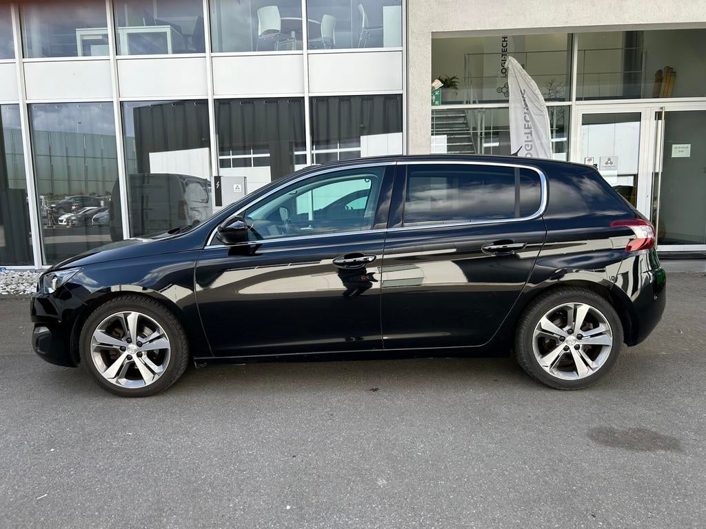 Peugeot 308 1.2i /Navi / Pano / Massagestoel / 1ste eigenaar, Leder en Stof, Zwart, Bedrijf, 5 deurs