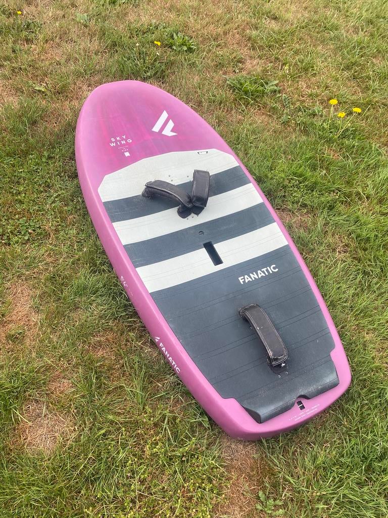 Fanatic Sky Wing wingfoil board 5.4 “ 95l (163 cm x 66 cm), Watersport en Boten, Windsurfen, Ophalen, Gebruikt