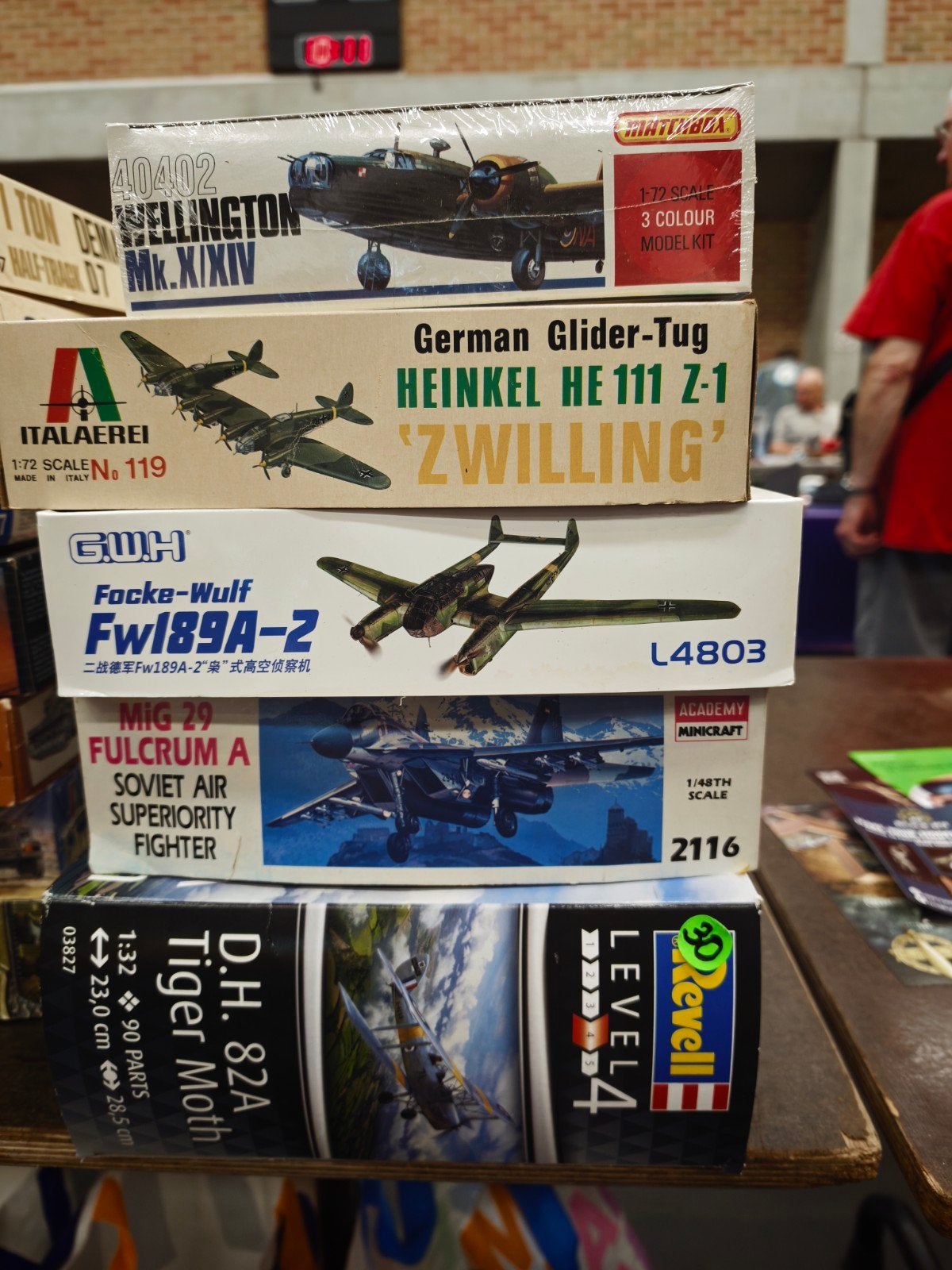 modelbouw uitverkoop, prijs op aanvraag,Revell,italeri , aca, 1:72 tot 1:144, Revell, Ophalen of Verzenden, Zo goed als nieuw