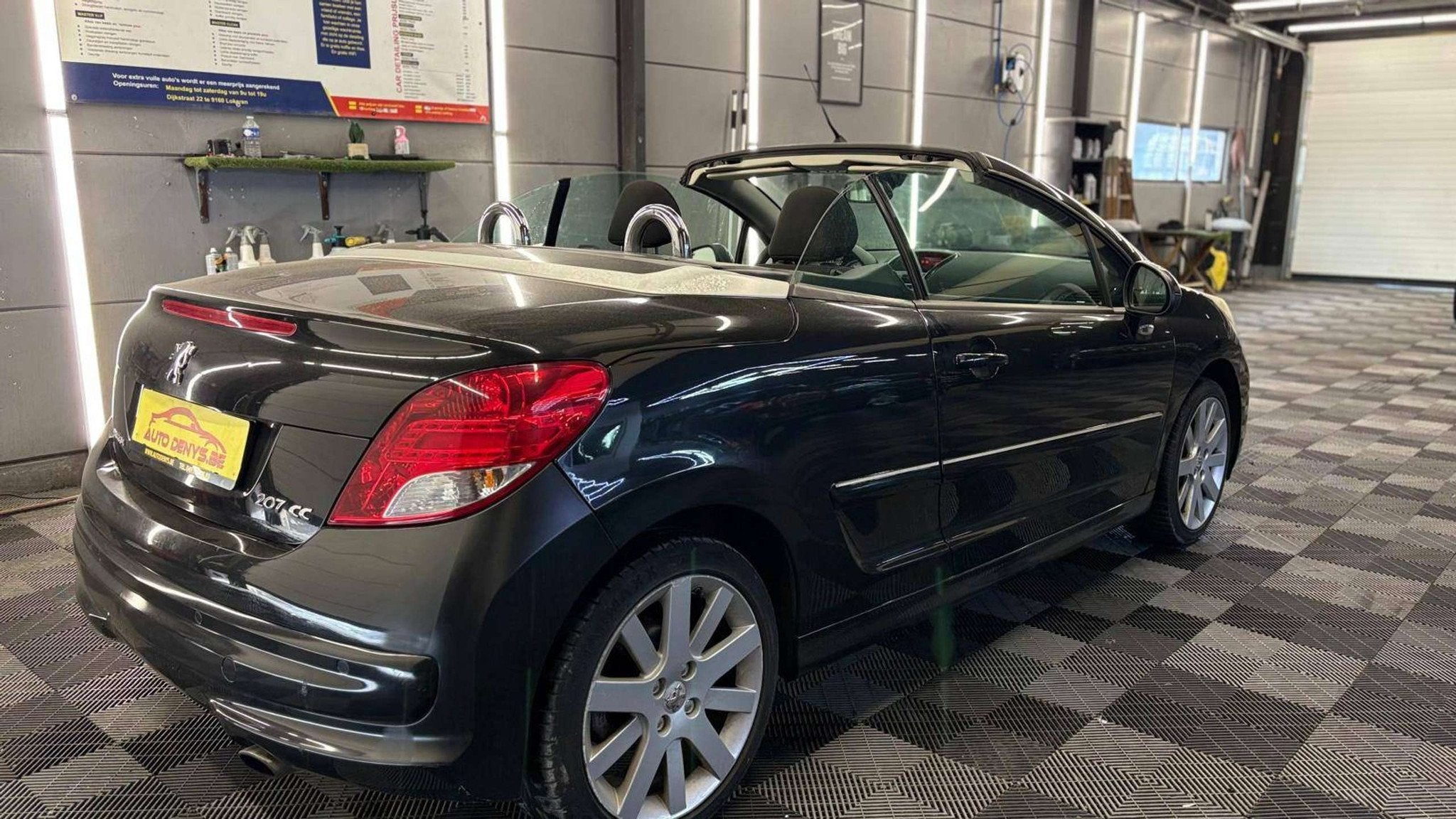 Peugeot 207 CC 1.6i Pack AUTOMATIQUE bj. 2011, Autos, Euro 5, Achat, Entreprise, Carnet d'entretien