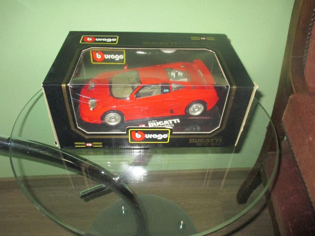 3 voitures miniatures ech 1/18, Enlèvement, Utilisé, Voiture, Burago