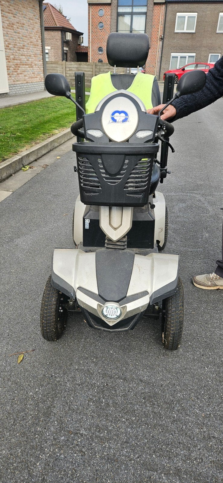 vermeiren scootmobiel in perfecte staat met nieuwe batterije, Diversen, Ophalen of Verzenden, Zo goed als nieuw, 16 km/u of meer