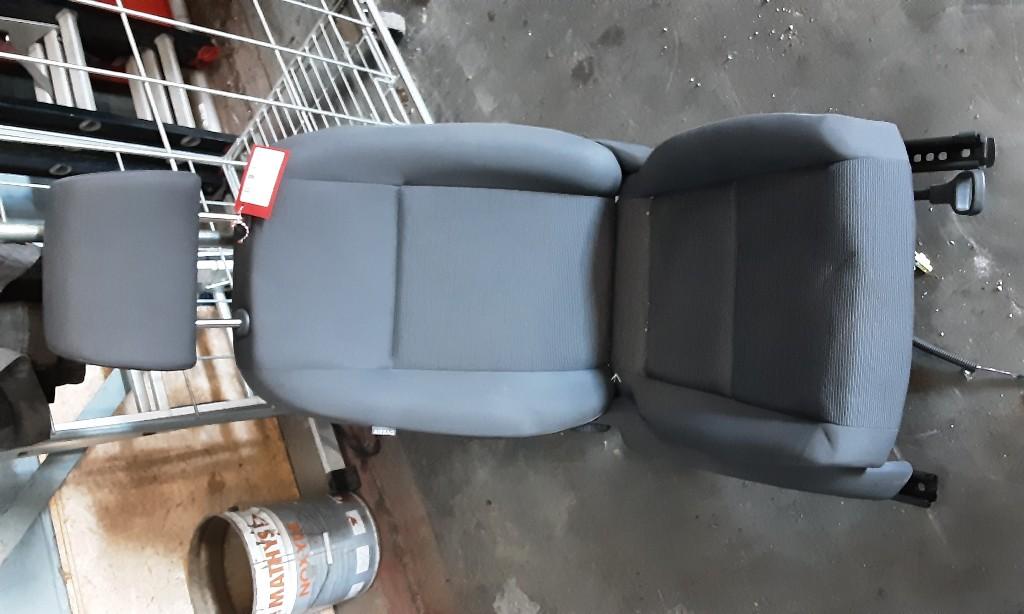 STOEL RECHTS VOOR Volkswagen Golf V (1K1) (02-2001/12-2010), Auto-onderdelen, Gebruikt, Volkswagen