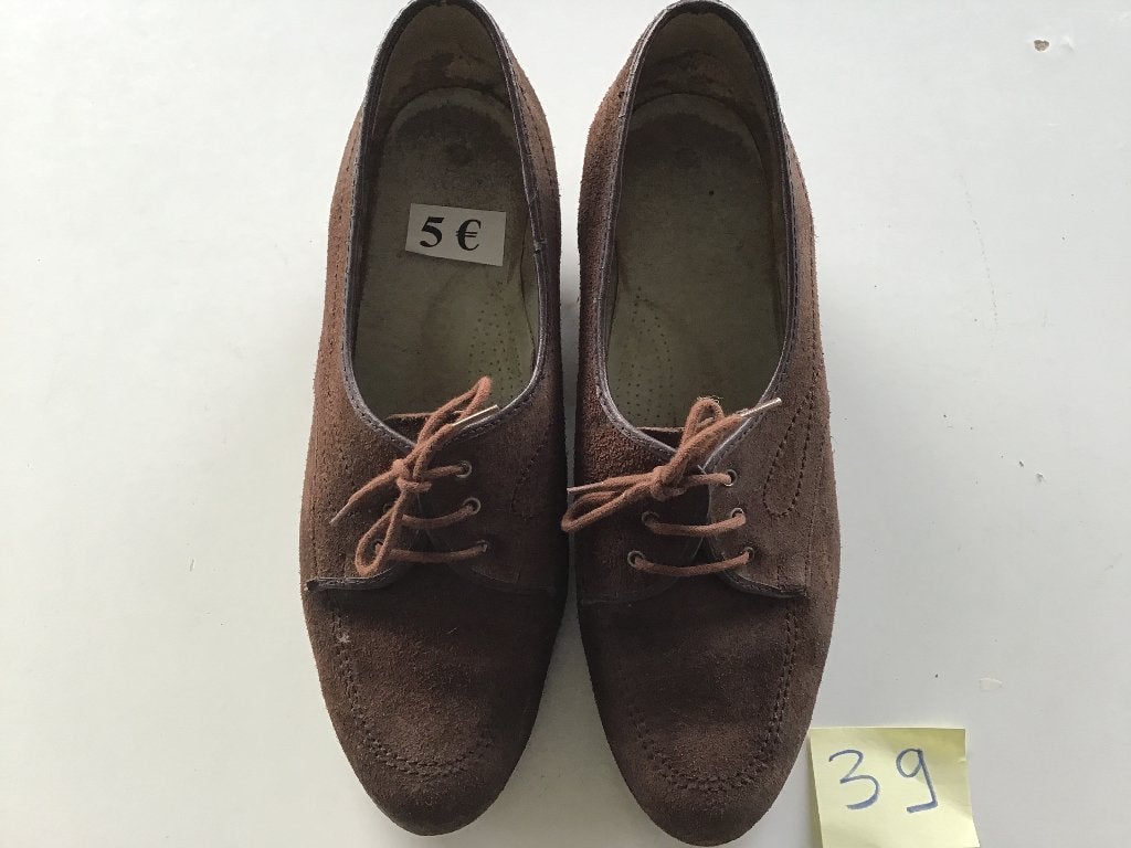 1 paar bruine dames schoenen maat 39, Kleding | Dames, Schoenen, Ophalen of Verzenden, Zo goed als nieuw