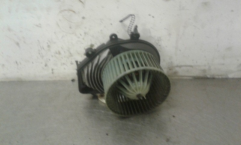 VENTILATEUR RADIATEUR MOTEUR Audi A4 Avant (B5), Autos : Pièces & Accessoires, Auto-Union-Straße  1,
85057  Ingolstadt, DE, Info@audi.de