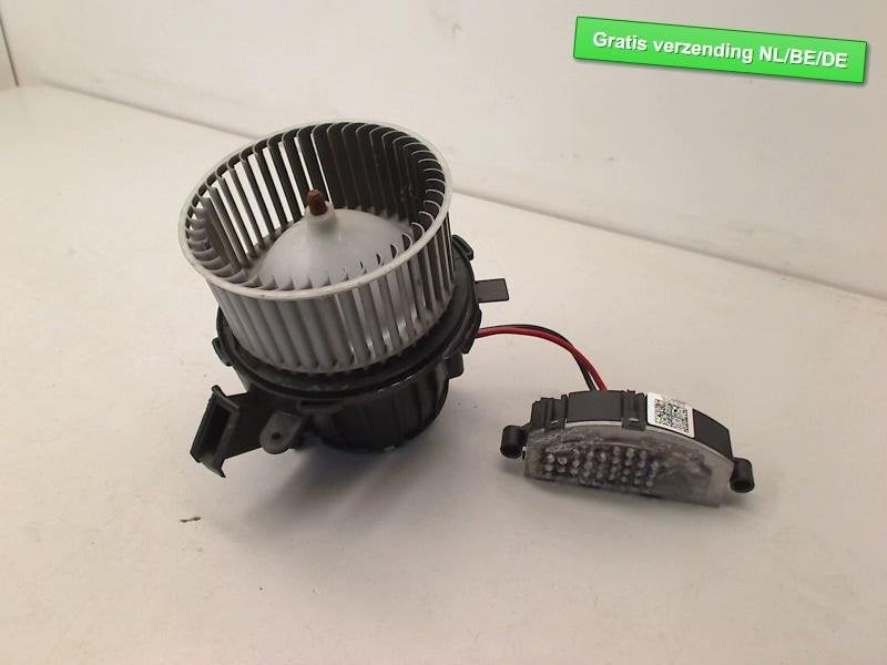 RADIATEUR MOTEUR Audi A4 Avant (B8) (8T0820521), Auto-Union-Straße  1,
85057  Ingolstadt, DE, Info@audi.de, Audi, Utilisé