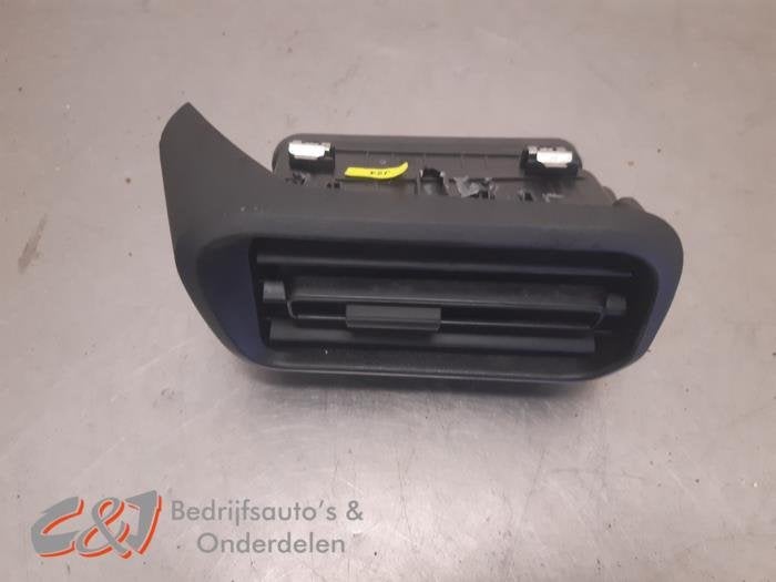 Grille aération tableau de bord d'un Citroen Berlingo, -, 3 mois de garantie, Utilisé, -