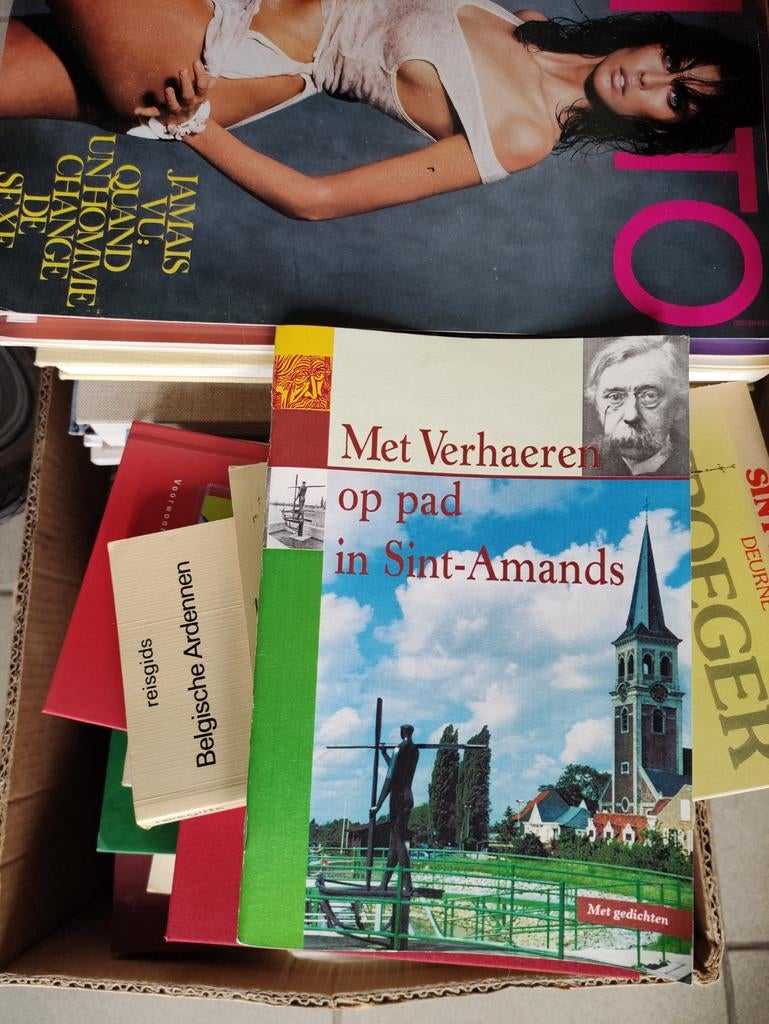 Lot steden en heemkunde folklore personen Vlaanderen België, Ophalen of Verzenden