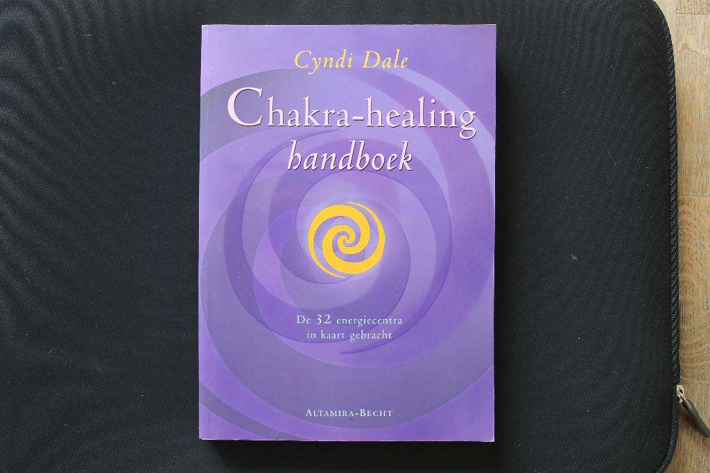 Chakra-healing handboek, Livres, Ésotérisme & Spiritualité, Comme neuf, Spiritualité en général, Envoi