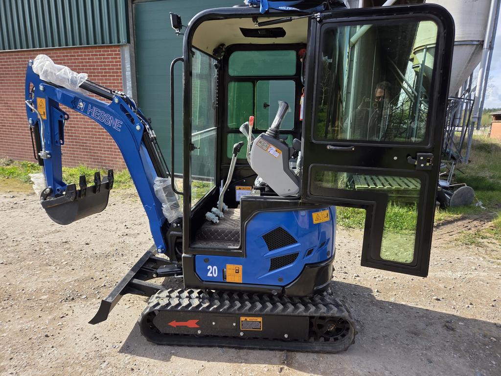 Graafmachine 2Ton Mini Excavator, Garantie, Tuin- of Vijveraanleg