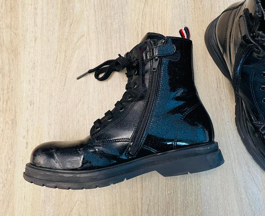 Tommy Hilfiger laarzen maat 36 zo goed als nieuw, Kinderen en Baby's, Kinderkleding | Schoenen en Sokken, Zo goed als nieuw, Laarzen