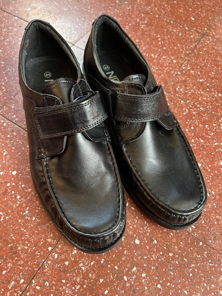 Chaussures de ville Homme neuves T44, Neuf, Enlèvement ou Envoi, Espadrilles et Mocassins, Autre
