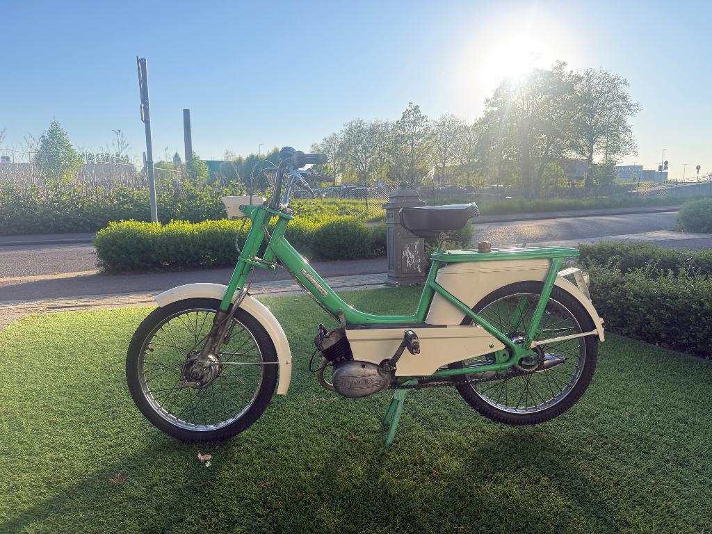 Flandria Apollo, Autres marques, 1 vitesses, 49 cm³, Classe B (45 km/h)