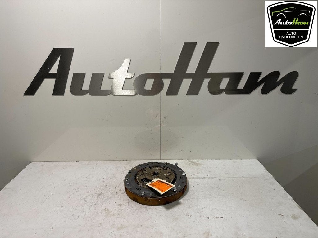 KOPPELINGSSET Toyota Yaris IV (P21 / PA1 / PH1) (01-2020/-), Gebruikt, Toyota