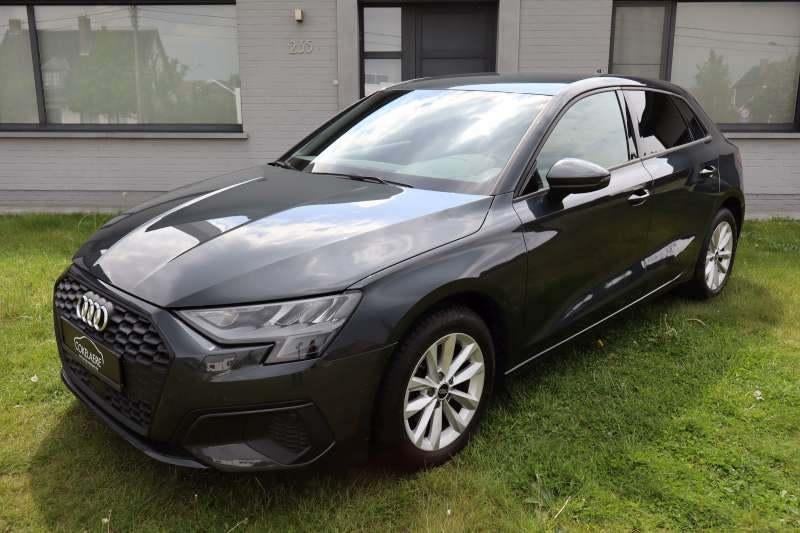 Audi A3 Sportback 30TFSi LED/Navi/Cruise/CarPlay/Parkeerhulp, Auto's, Audi, Bedrijf, Te koop, A3, ABS, Airbags, Airconditioning