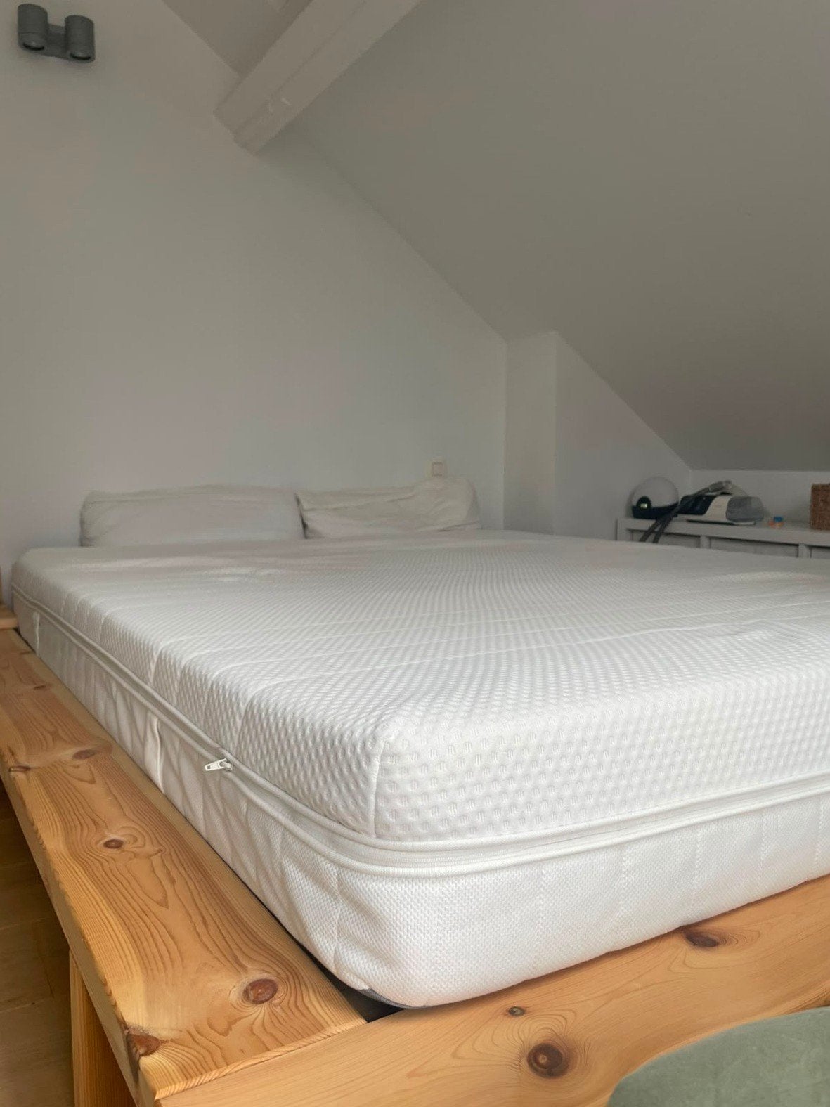 Matelas en excellent état, 160x200cm, IKEA Akrehamn, Matelas